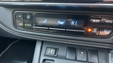 Toyota Auris 1.8 Hybrid Design TSS 5dr CVT [Nav] Hybrid Estate